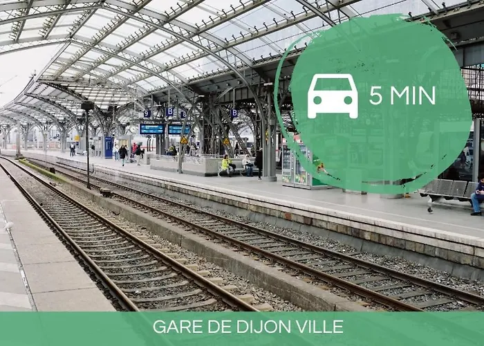 L'escapade - Classe 3 Etoiles - Hypercentre - Spacieux - Rent Immo アパート ディジョン