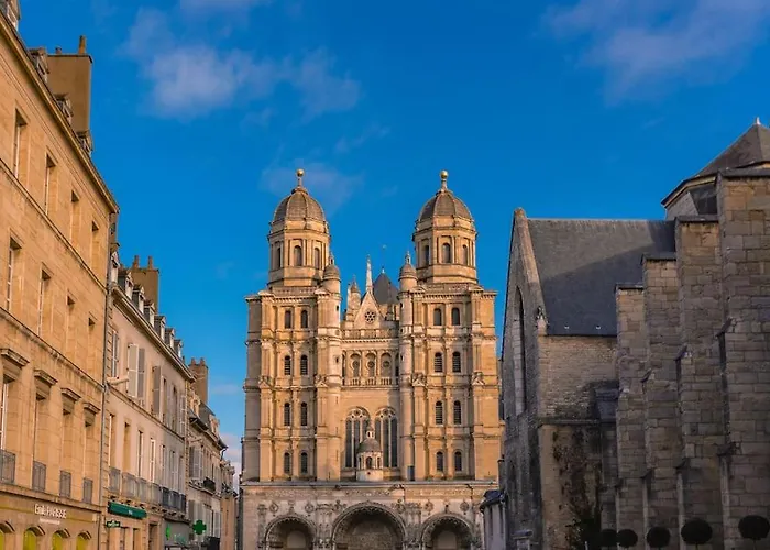 Apartment L'escapade - Classe 3 Etoiles - Hypercentre - Spacieux - Rent Immo Dijon